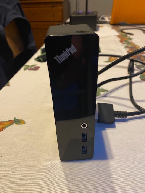 Lenovo ThinkPad DisplayLink Pro Dock Model DU9033S1