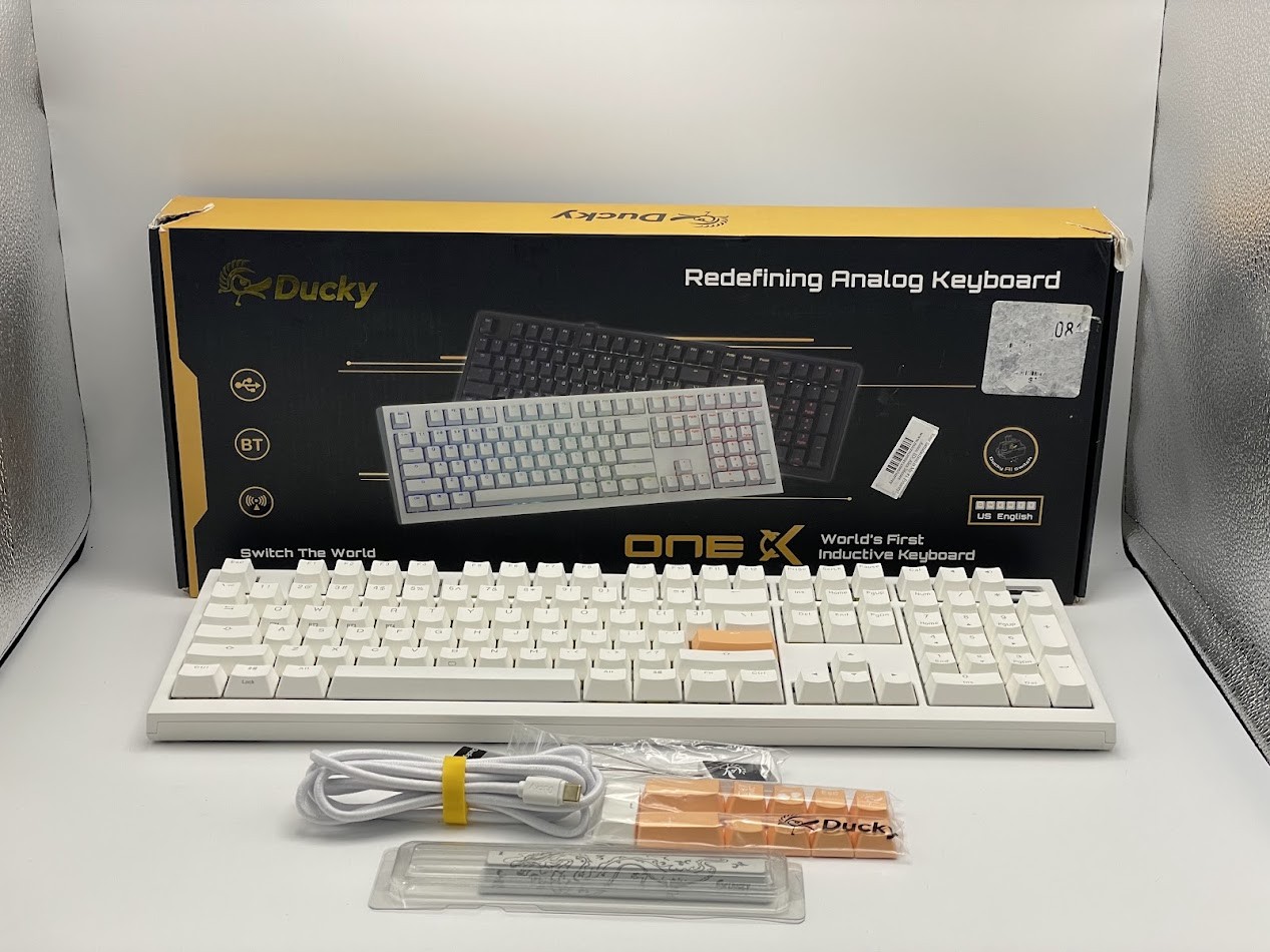 Ducky One X Wireless Magnetic Gaming Keyboard - White - TESTED - OPEN BOX