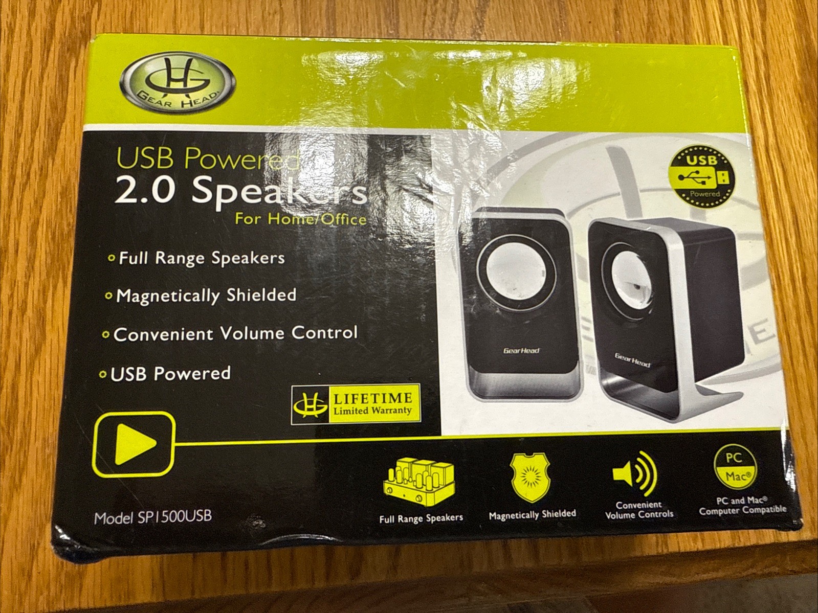 Gear Head Powered 2.0 Desktop Speaker System Model SP1500USB Open Box