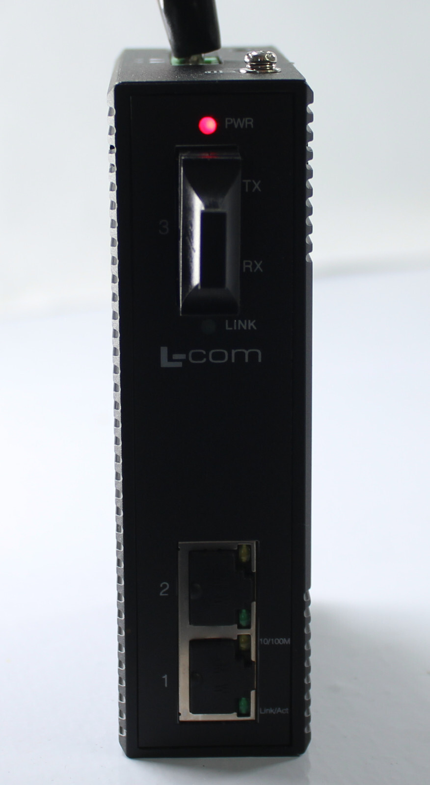 L-com LCMC-S-60 Industrial Ethernet Media Converter 2 10/100TX -1 SC Single 60km