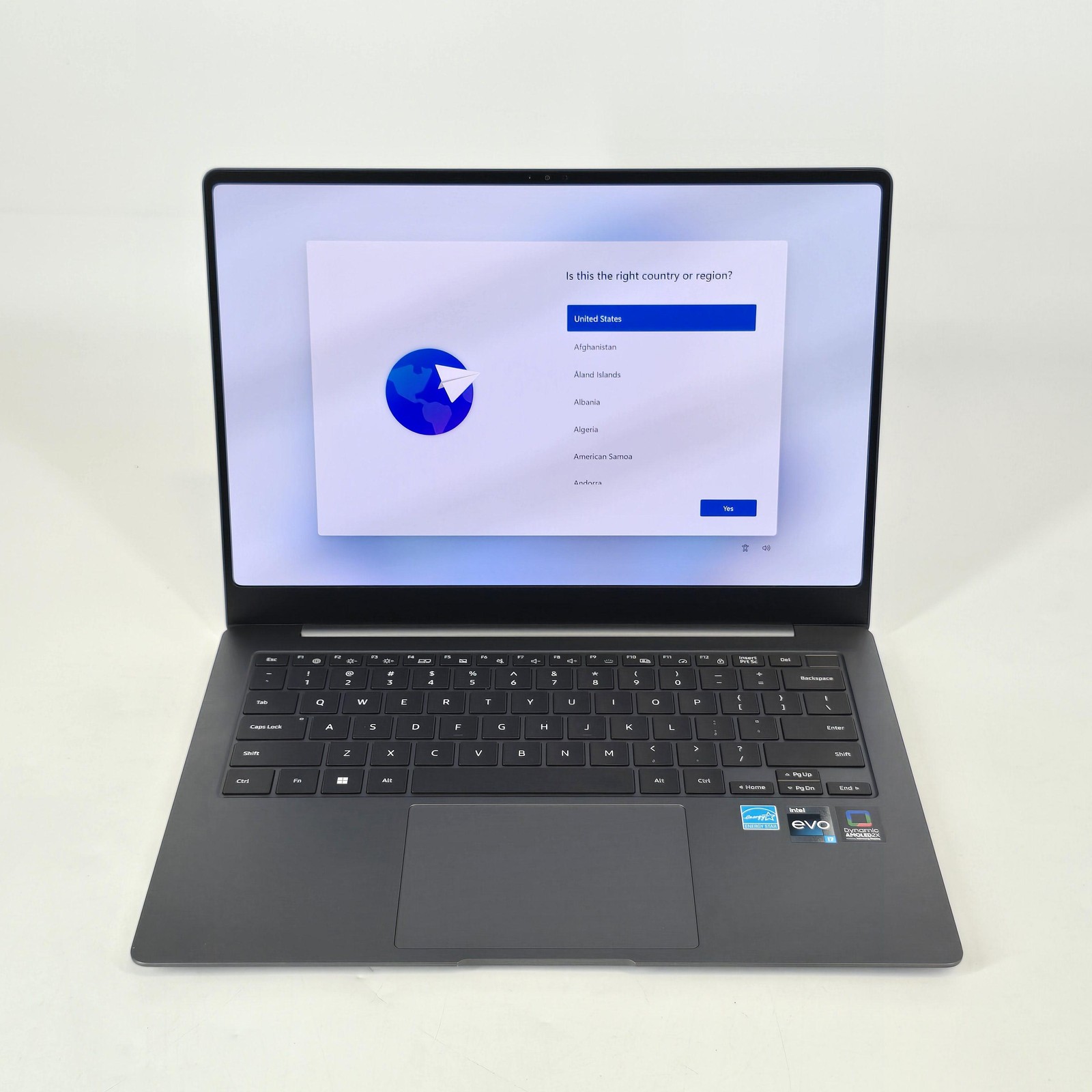 Samsung Galaxy Book3 Pro 14 QHD+ 2.2 GHz i7-1360P 16GB 512GB SSD Good