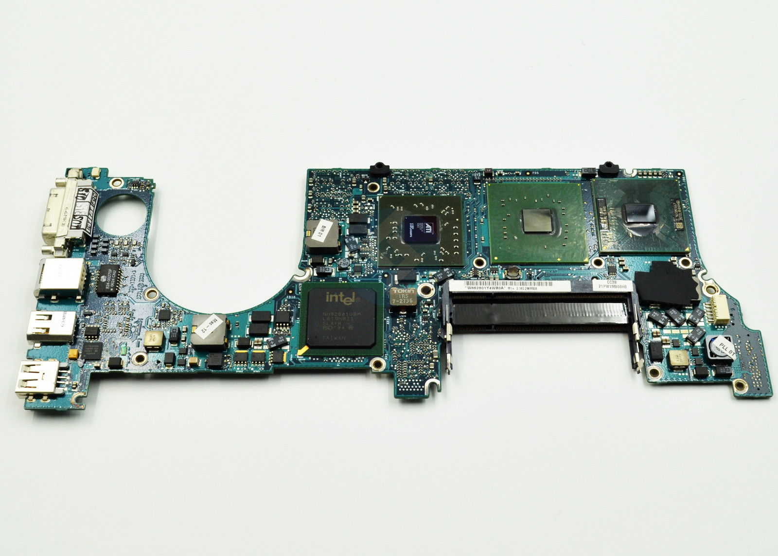 Apple MacBook Pro 15" A1150 2006 2.16 GHz Core Duo Logic Board 820-1881-A
