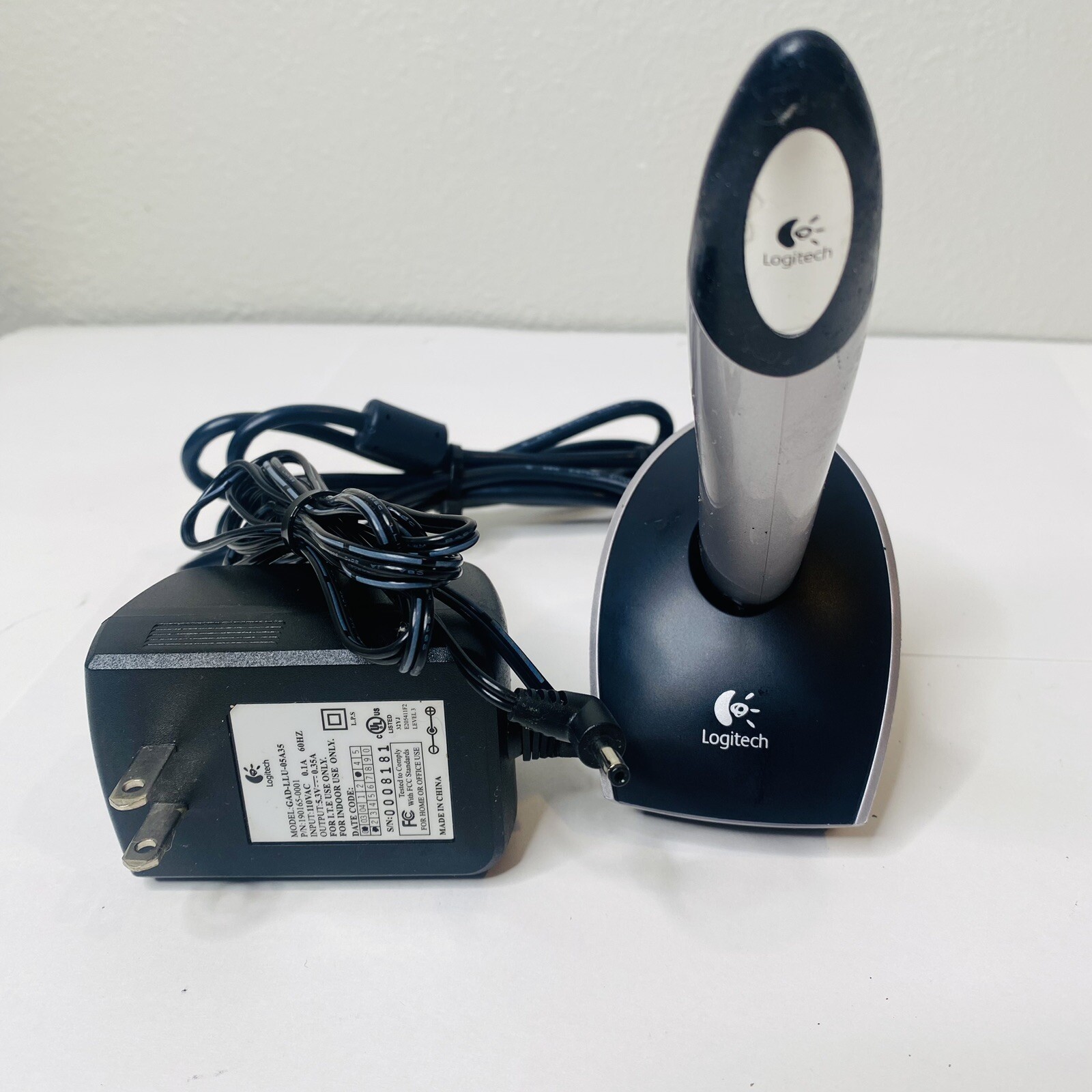 Logitech P-UB7 Cradle + IO Personal Digital Pen (866068-0000) + Power cord WORKS