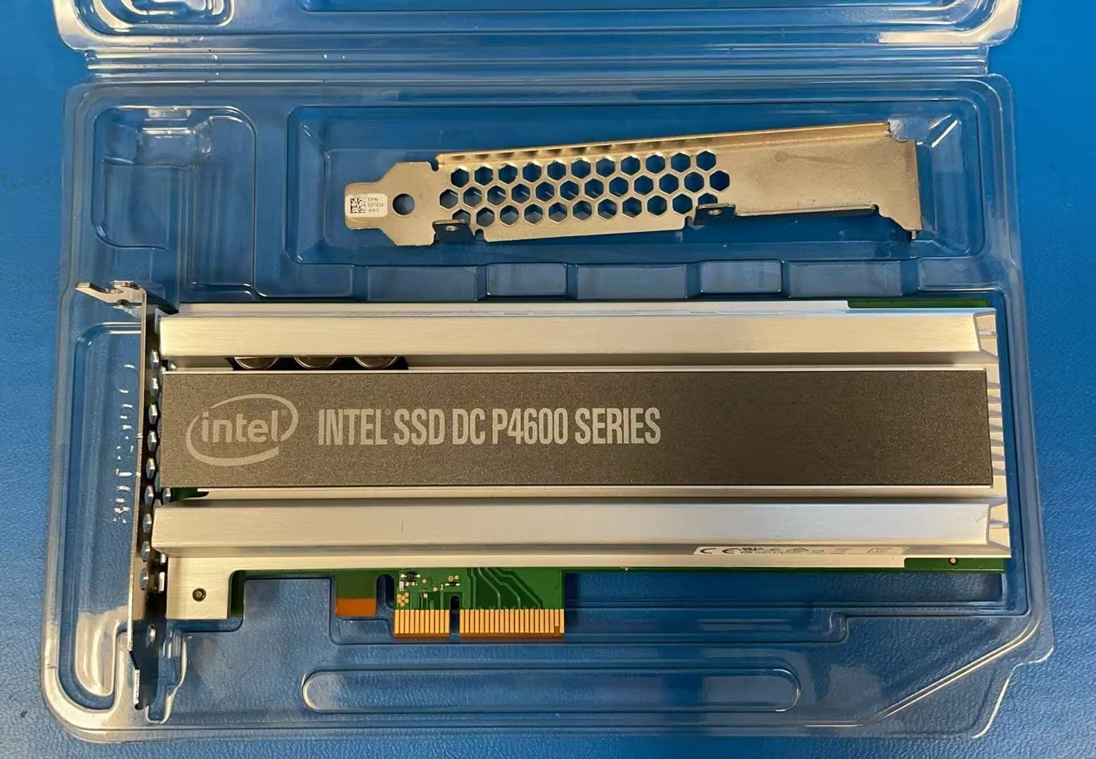 Intel DC P4600 – 2TB PCIe NVMe SSD – SSDPEDKE020T7 - 100% health