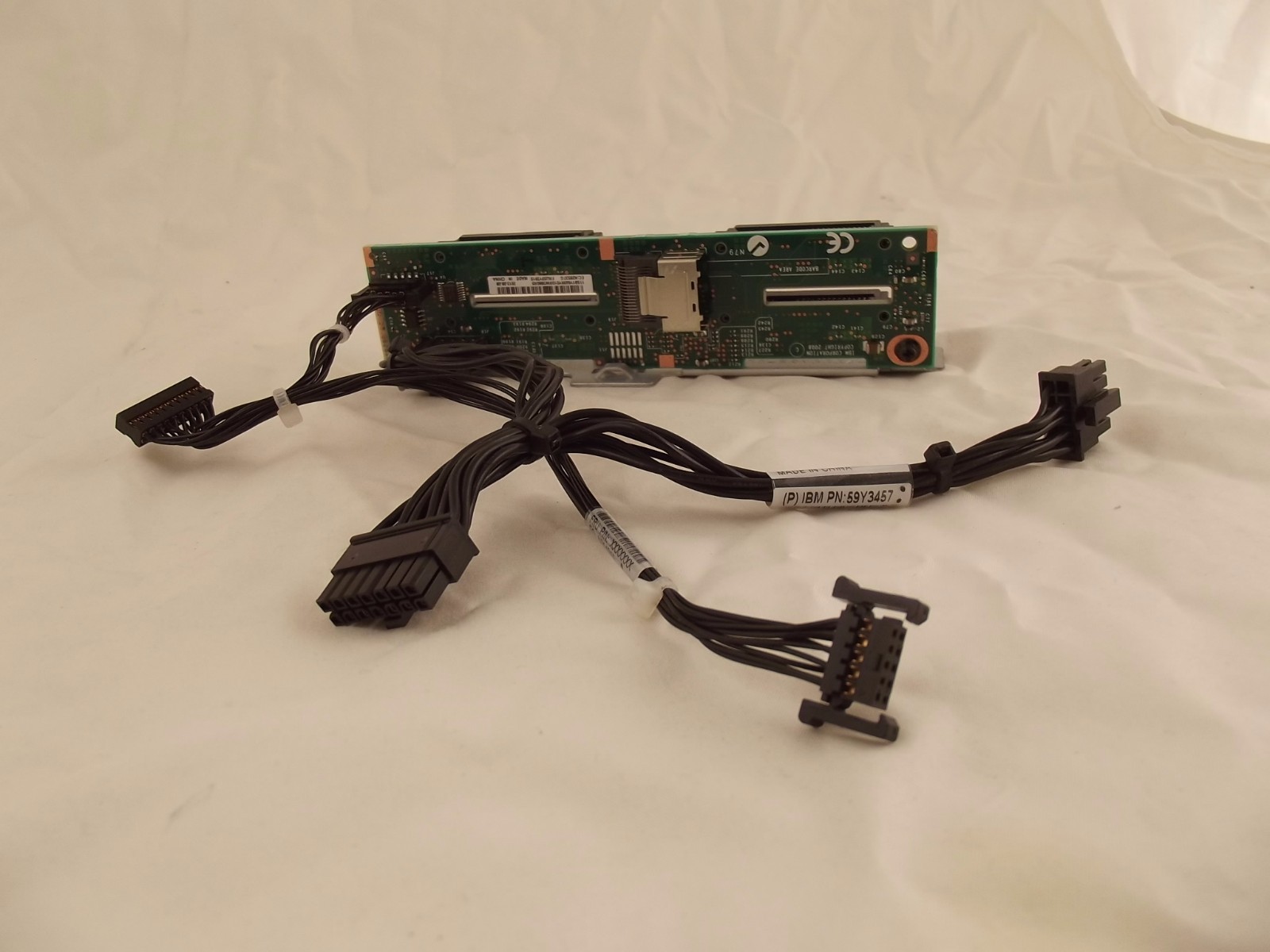 IBM 59Y3915 X3550 SAS Backplane Board w/Cables 8-2