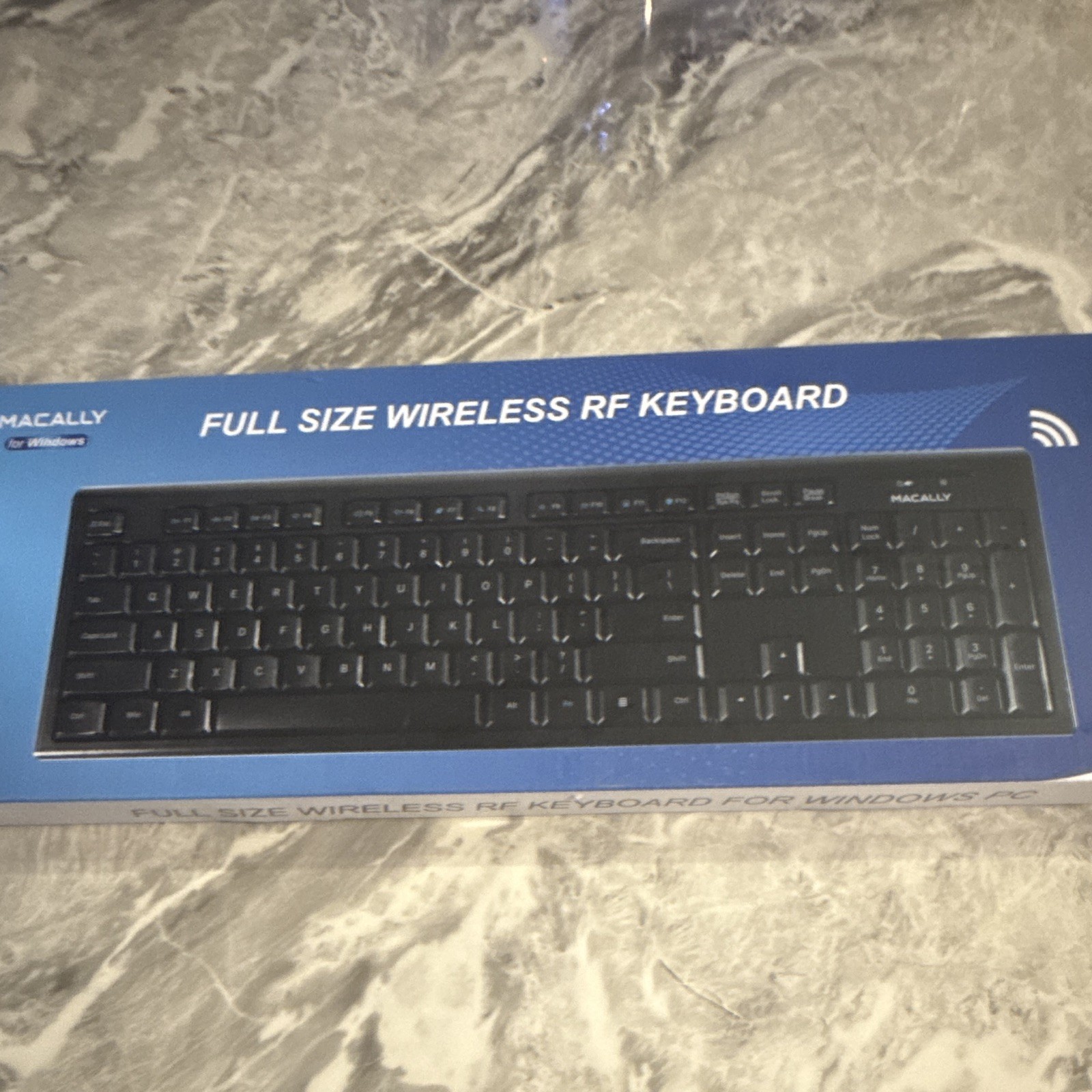 Macally Full Size Wireless RF Keyboard Black Plug & Play USB Receiver QWERTY