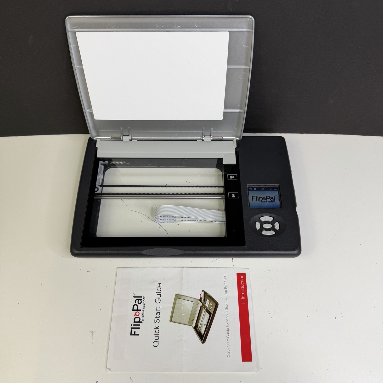 Flip Pal 100C Mobile & Portable Photo Color Scanner w/ SD Card - WORKS