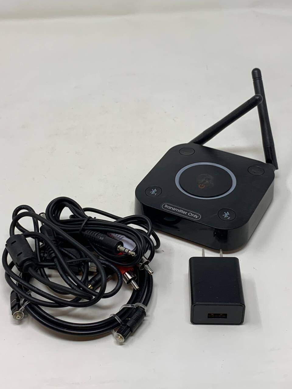 1Mii B06TX Portable Long Range Wireless Audio Transmitter for TV - Black
