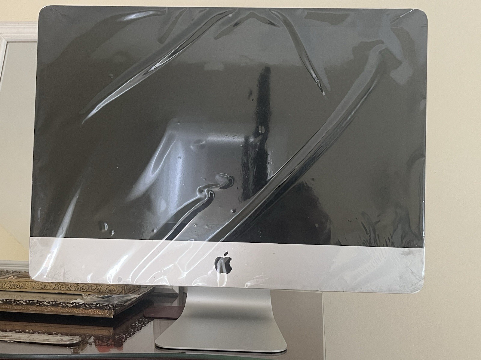 Apple iMac 21-inch Retina 4K Desktop Core i5 3.0GHz 8GB RAM 256GB SSD A2116 2019