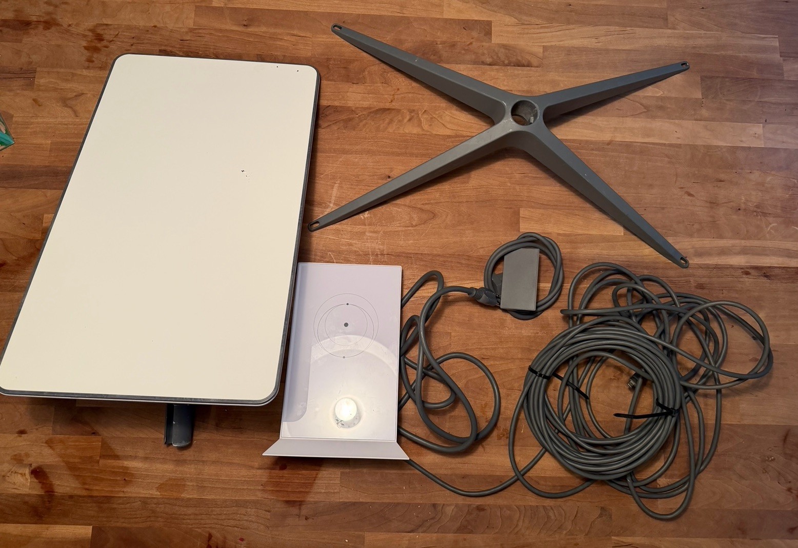 Starlink Gen 2 Standard Actuated Dish Kit Router Cables Stand Complete Kit V2
