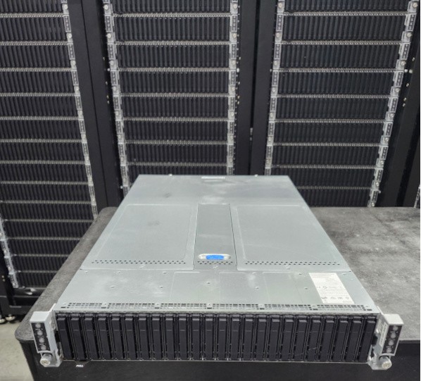 Intel 2U 4-Node 24SFF Cloud/HPC Server 8x Silver 4214 96-Core 2.2GHz 128GB RAM