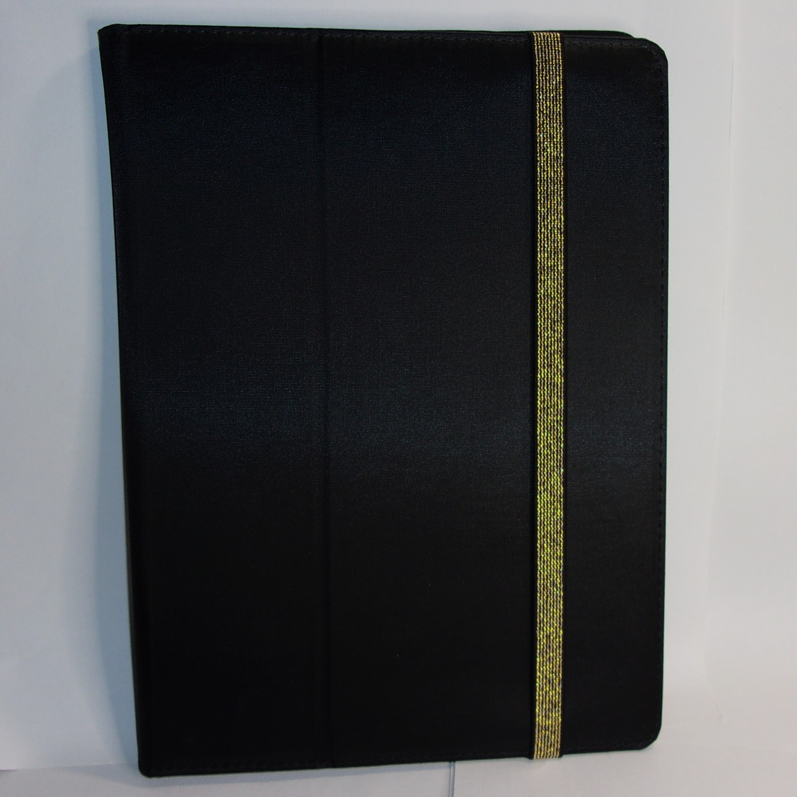 Tablet Case by Cynthia Rowley Magnetic Folio Case for 7 to 10 Inch Tablets Black