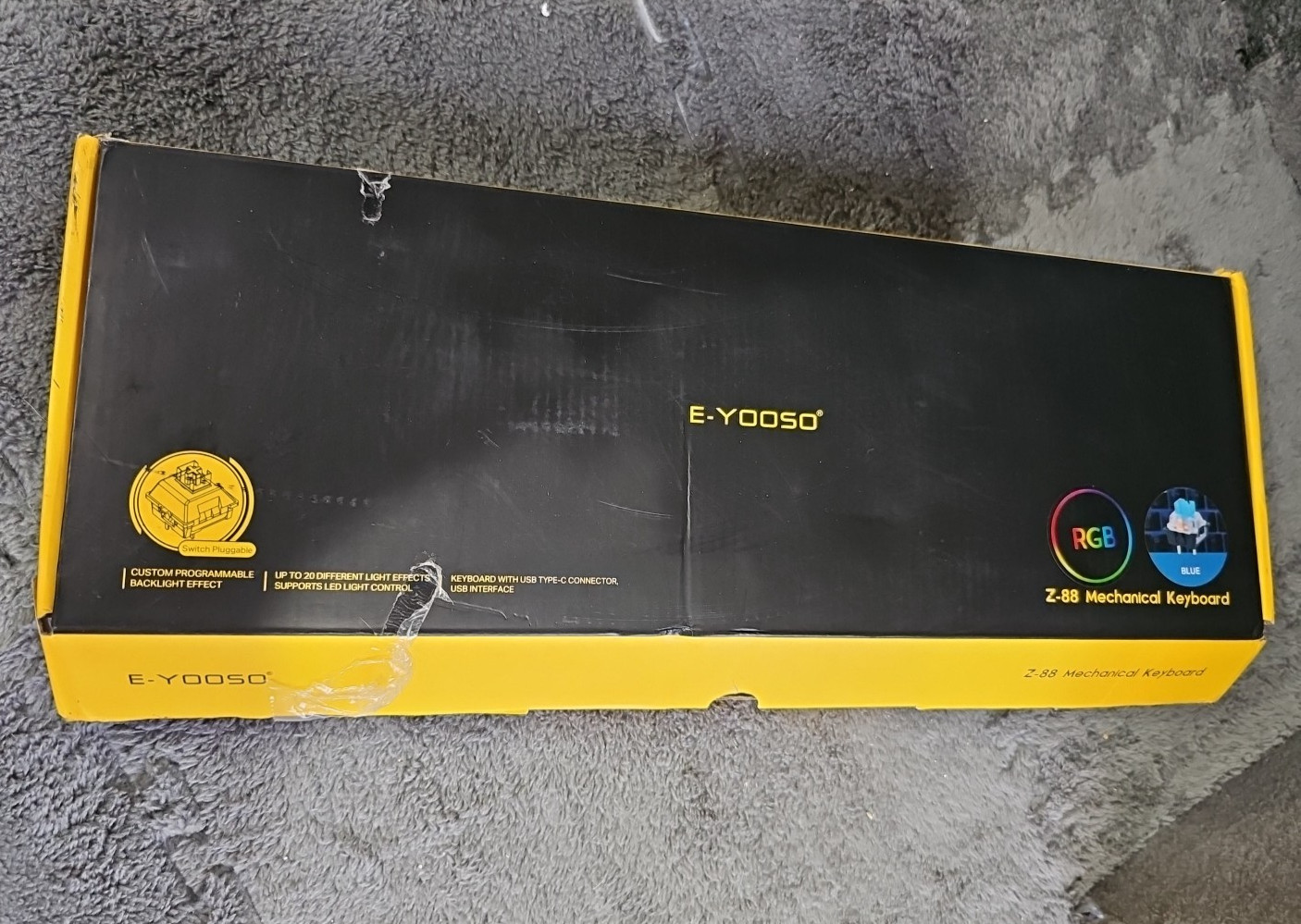 E-YOOSO Model Z-88 Mechanical Keyboard  81 Keys Type-C Cable Lighting