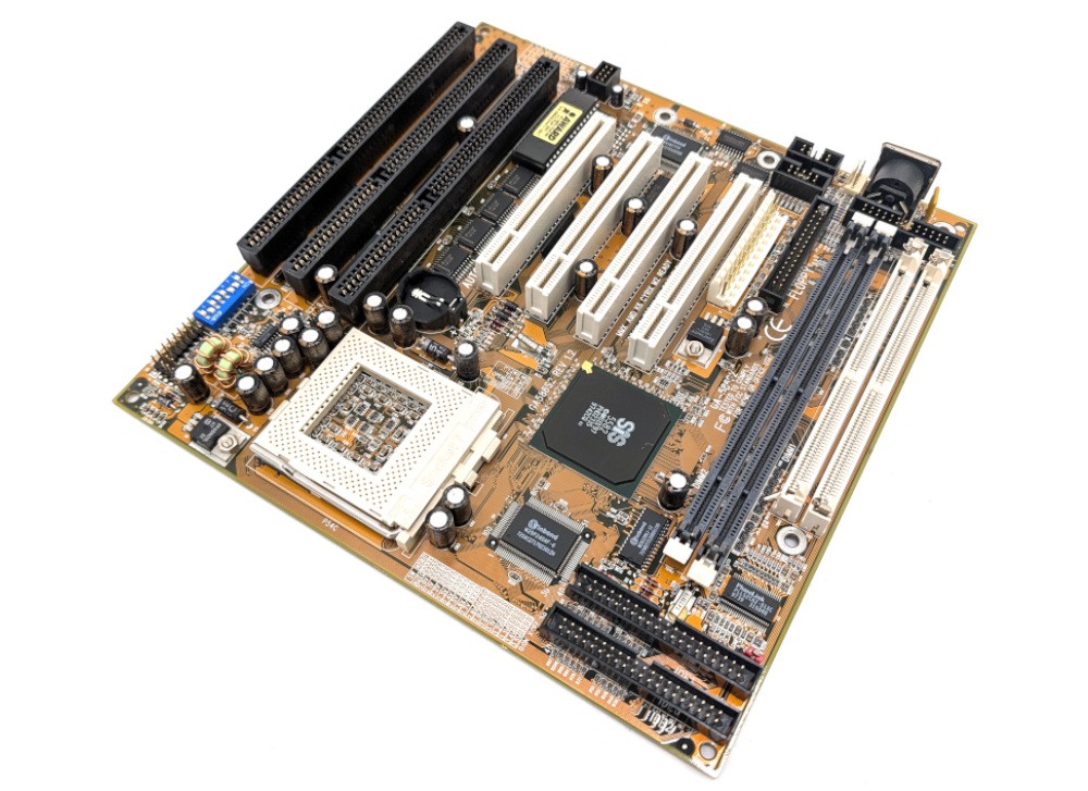 Untested Gigabyte GA-586S2 Rev 1.2 Mainboard Socket 7 Motherboard Retro