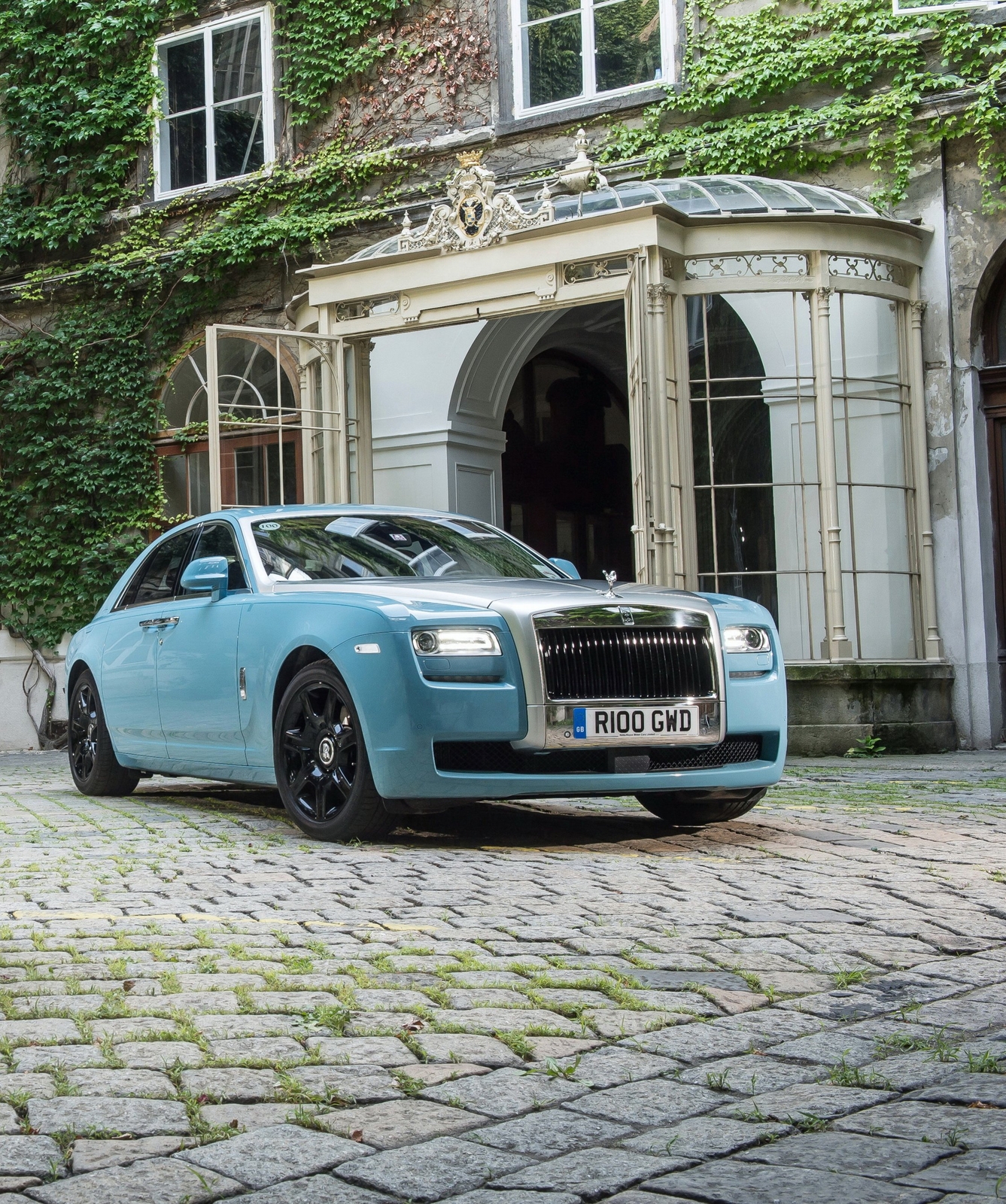 Cars rolls royce ghost alpine trial centenary collection Desk Mat Stitched