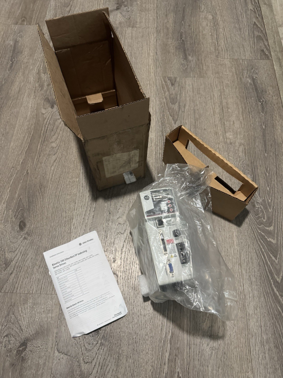 Surplus Open Allen Bradley 2097-V33PR3 Ser A Kinetix 300 Servo Drive 1kW 120/240