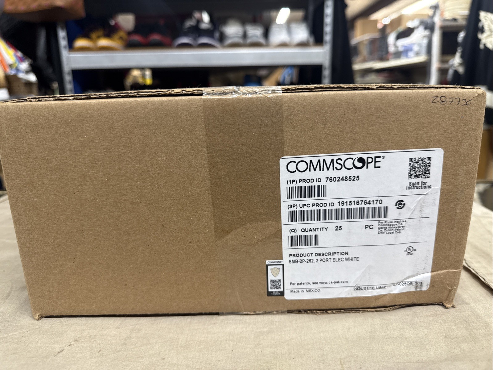 (QTY 25) CommScope 760248525 2-Port Surface Mount Box, Universal SMB-2P-262