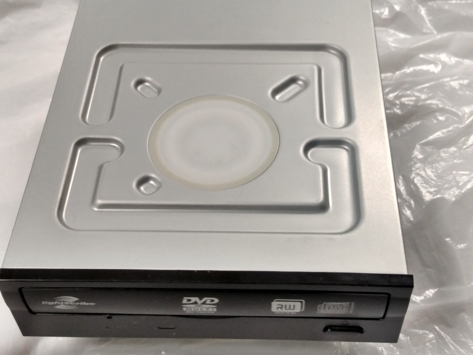 Lite-On LH-20A1L 5.25" SATA DVD/CD Rewritable Drive with Lightscribe