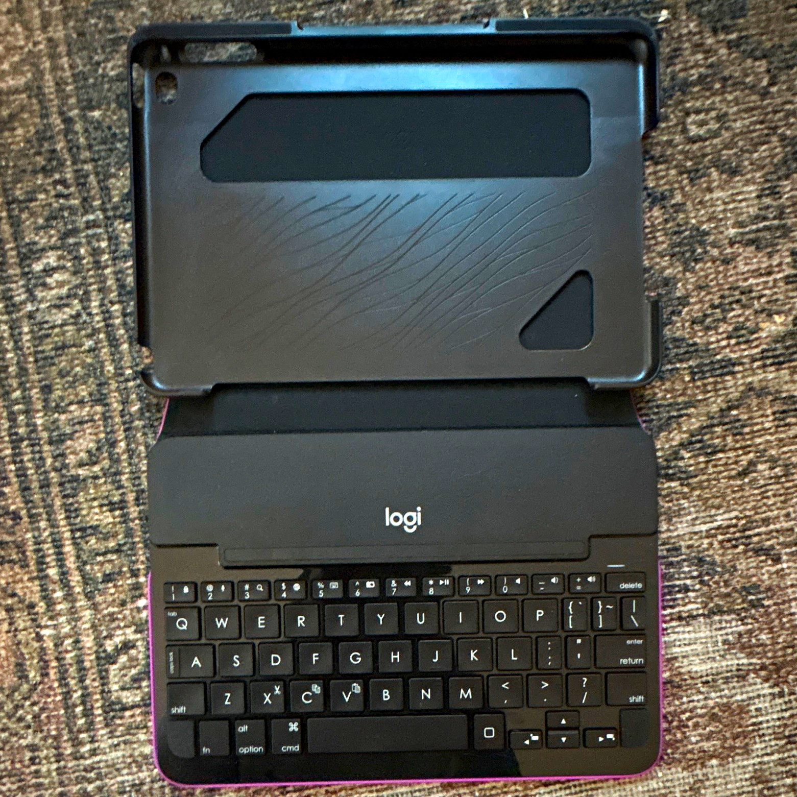 Logi Logi Tablet Keyboard Folio/Case Cover - Purple/Black