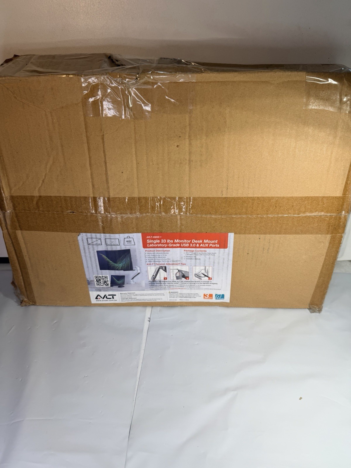 AVLT DM42-1 Single Monitor Arm Desk Mount 17-35” 33lb USB 3.0 AUX Damaged Box