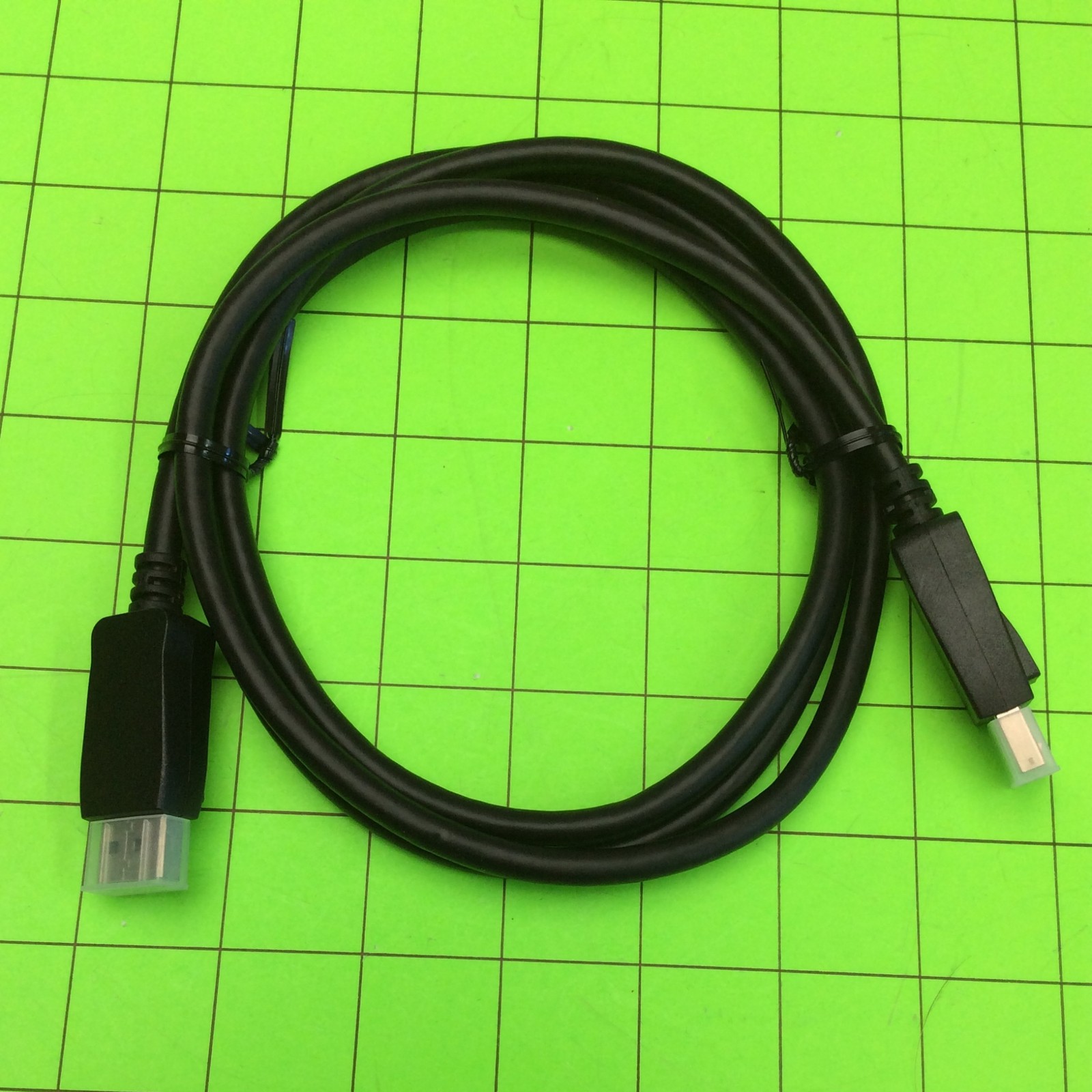 Msi Mag 32C6X Monitor Displayport Cord