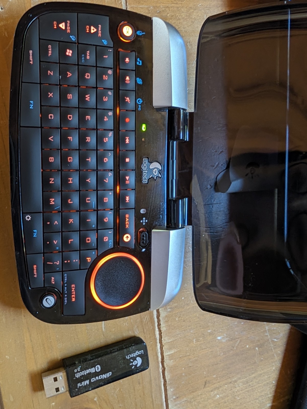 Logitech diNovo Mini Bluetooth Keyboard Y-RBG93 w/ USB Receiver & Charger Tested
