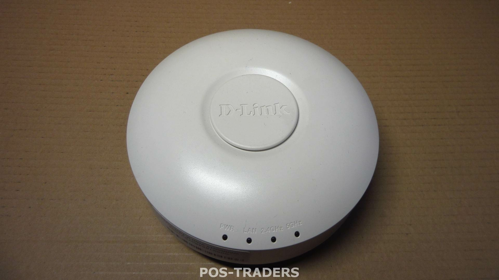 D-Link DWL-6600AP Unified Wireless Simultaneous Dual-Band PoE Access Point + MNT