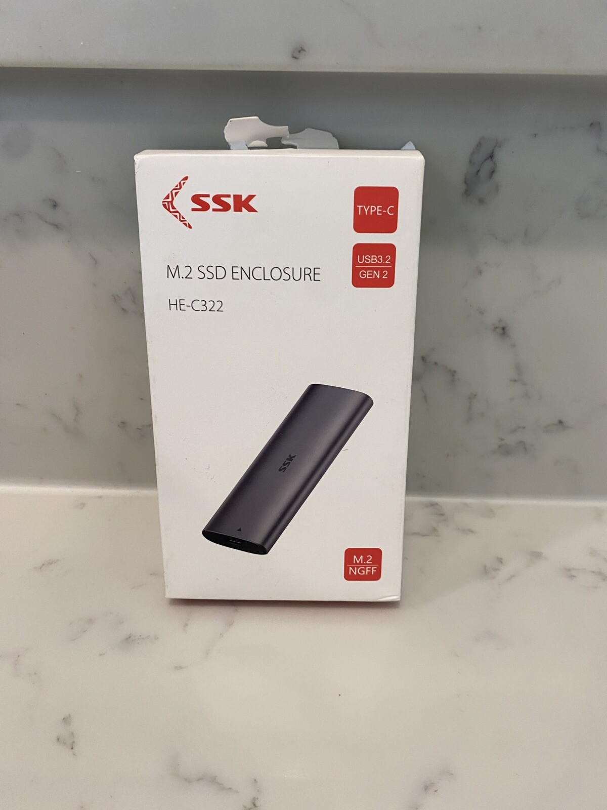 SSK M.2 SSD ENCLOSURE HE-C322 ~ NEW IN DAMAGED BOX
