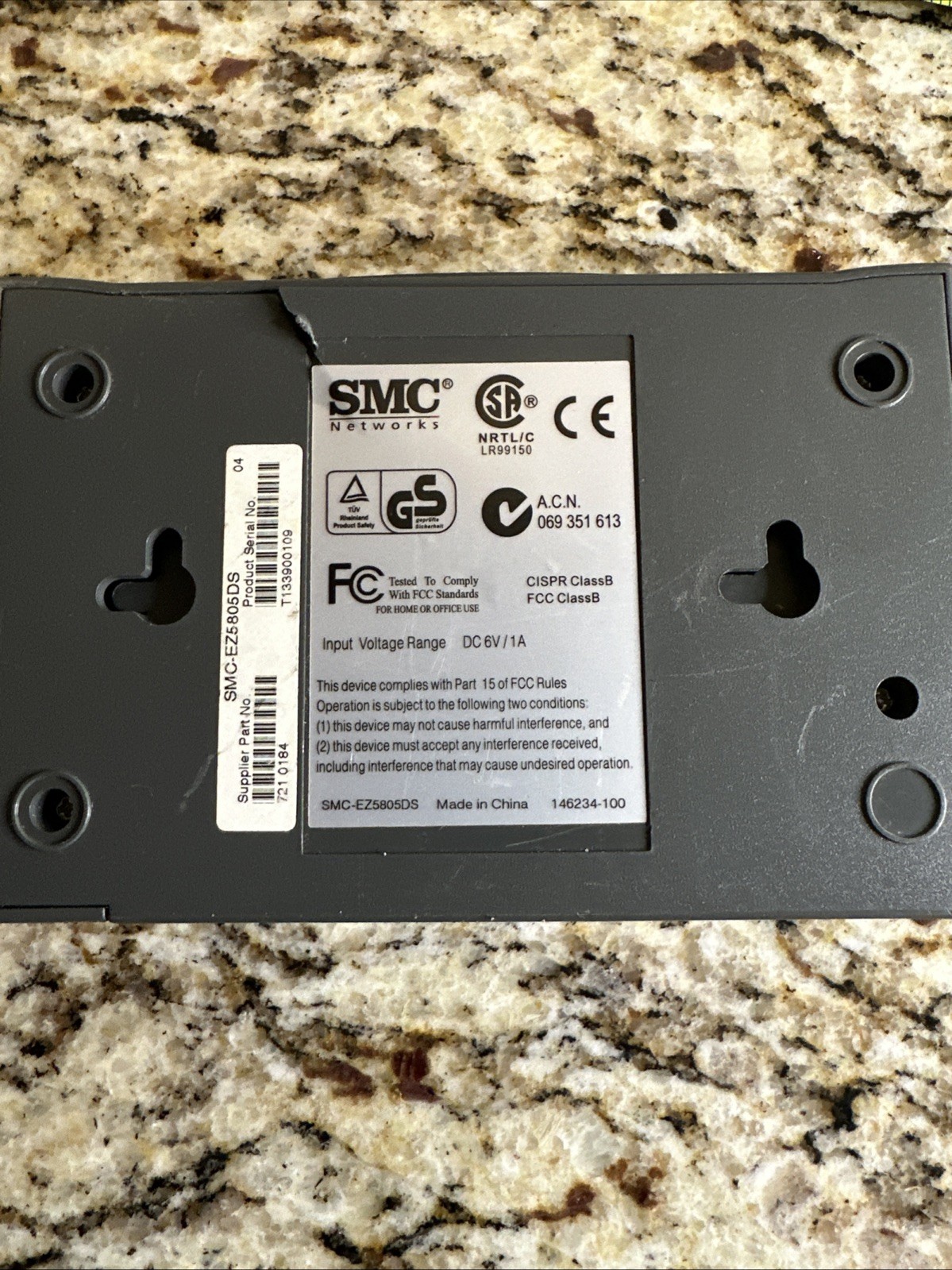 SMC Networks SMC-EZ5805DS 5-port Ethernet switch