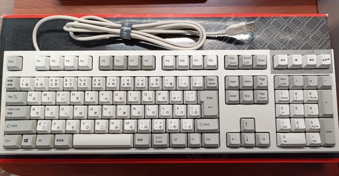 REALFORCE R2 Topre R2A-JPV-IV USB Keyboard APC Variable Weight Ivory Boxed