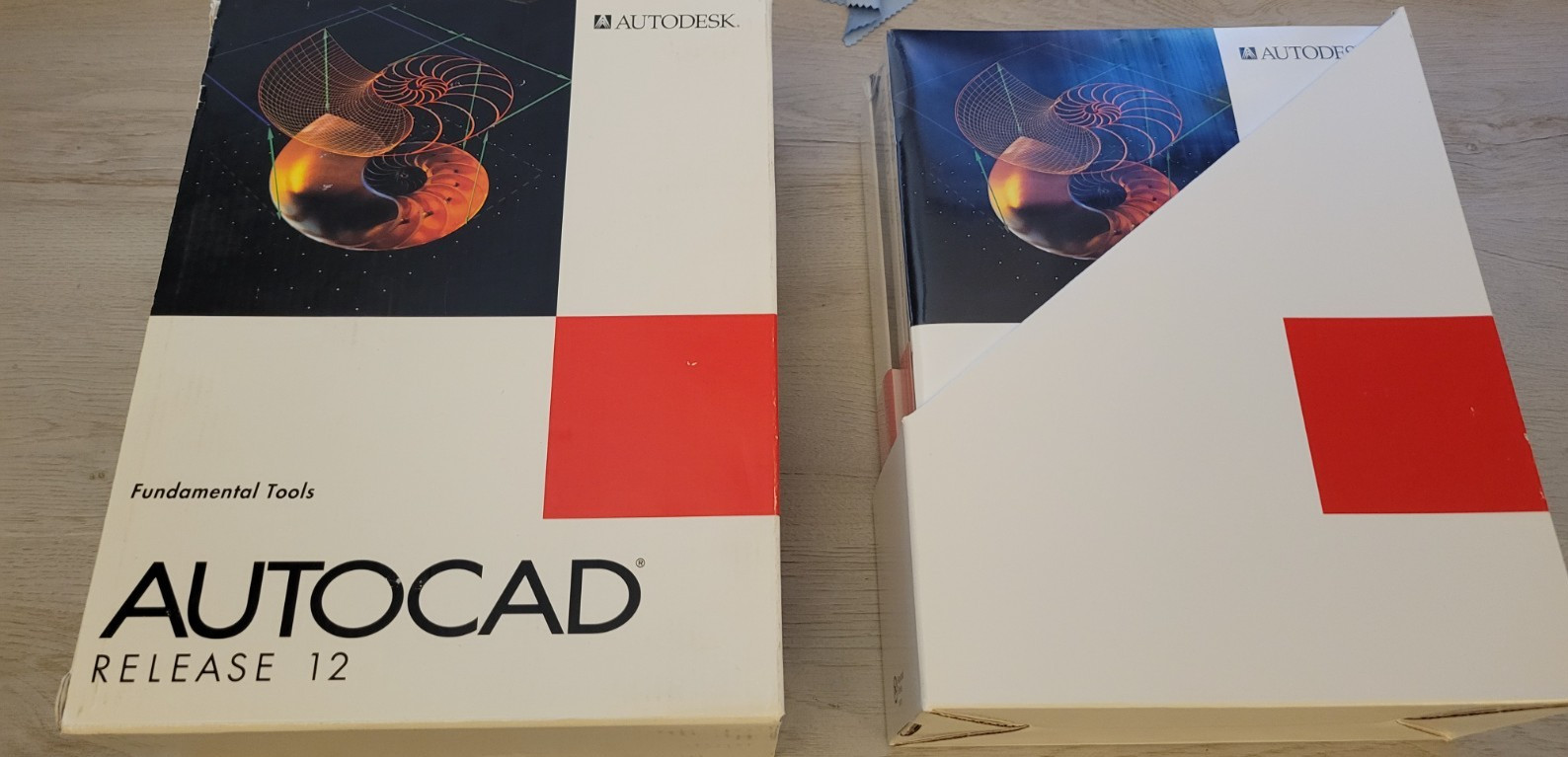 Autodesk AutoCAD Release 12 for DOS (386 Advanced Tools) – 1992 Vintage Manuals