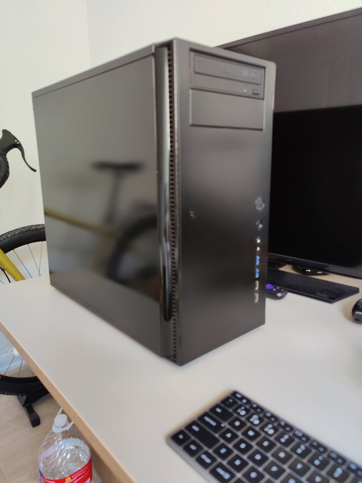 Antec 25 Solo II  ATX quiet case, Intel I-7