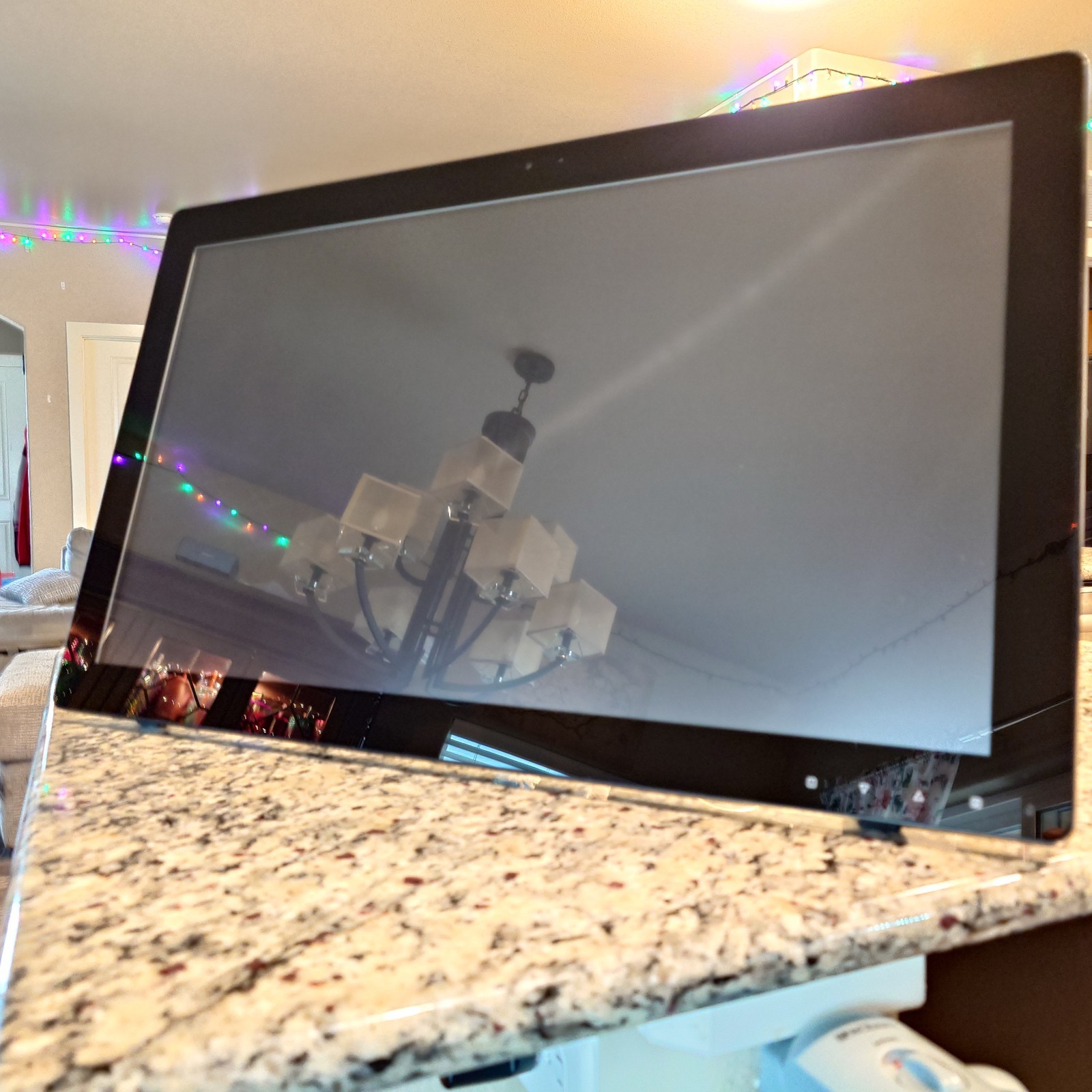 Planar Helium PCT2785 27" Touchscreen Monitor 1920x1080 60Hz 16:9 HDMI VGA DP