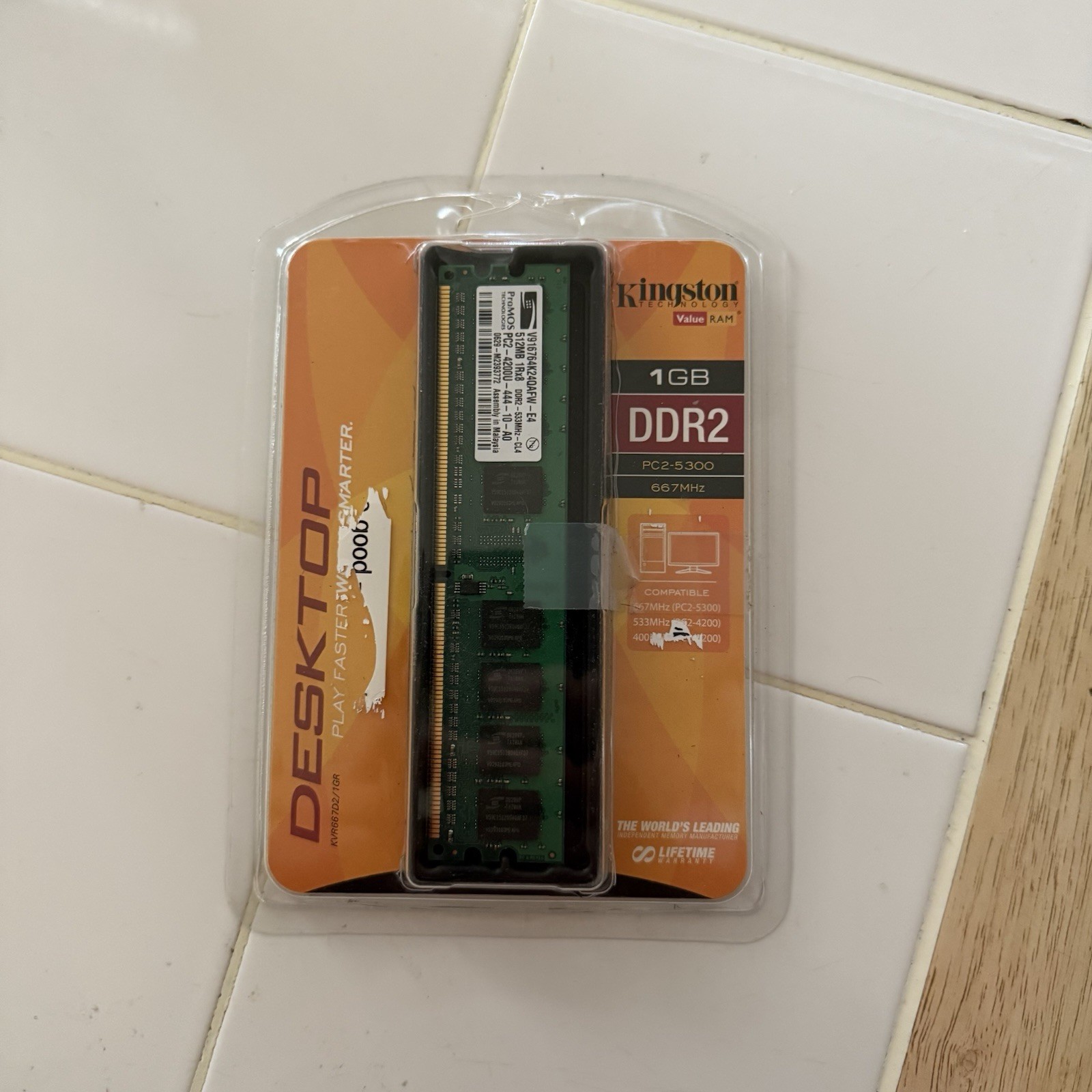 New NOS Kingston Desktop 1GB PC2-5300 DDR2 Memory Samsung (KVR667D2/1GR) Sealed