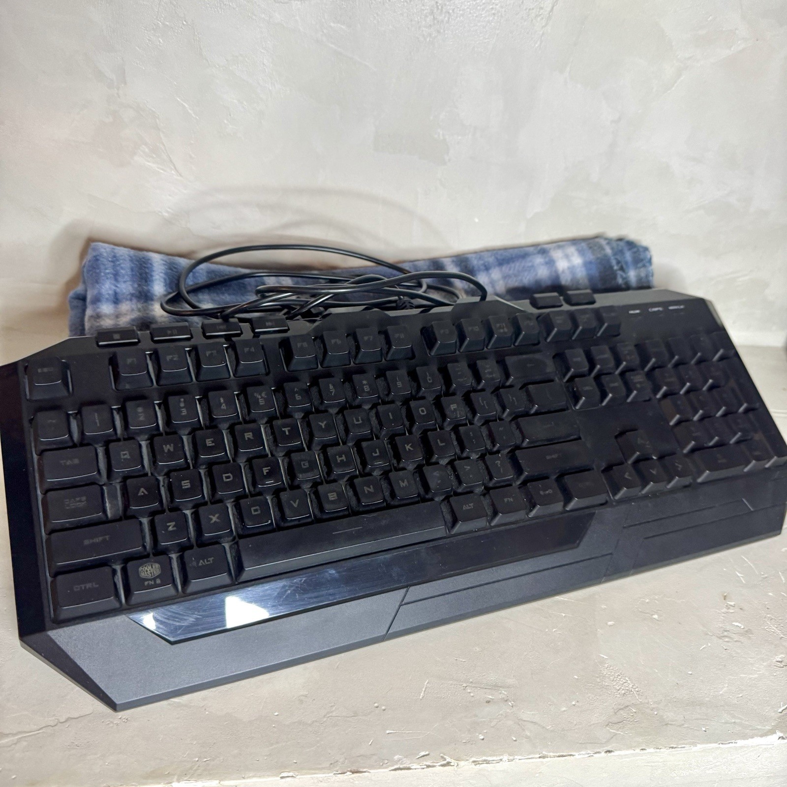 Cooler Master Devastator 3 Gaming Keyboard Wired USB Red LED SGB-3000 Black