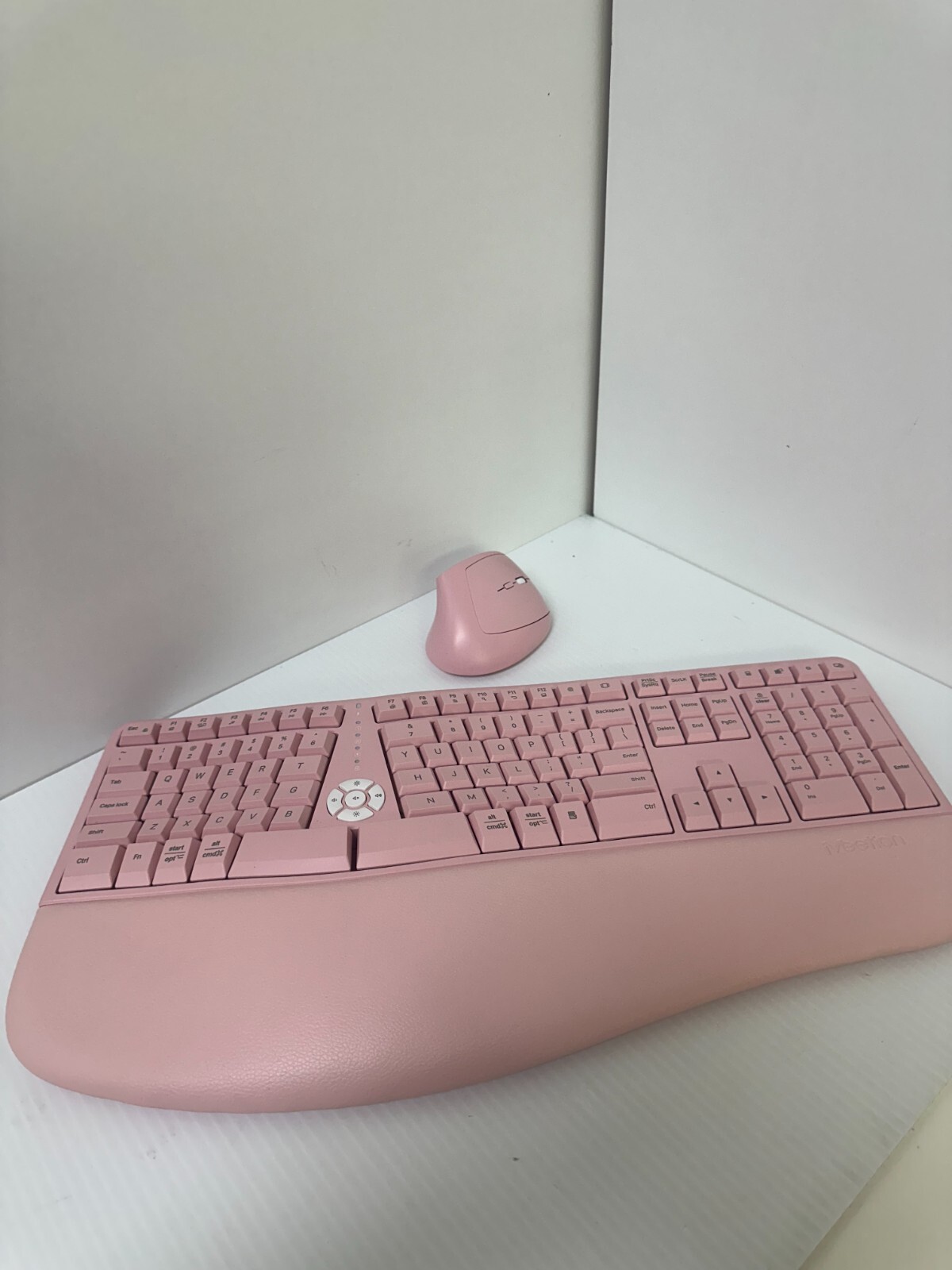 Meetion Ergonomic Wireless Keyboard and Mouse