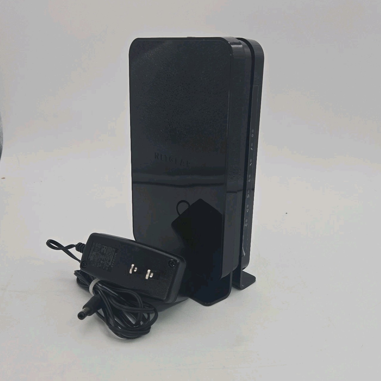 NETGEAR CM500V Cable  Modem for Internet & Voice