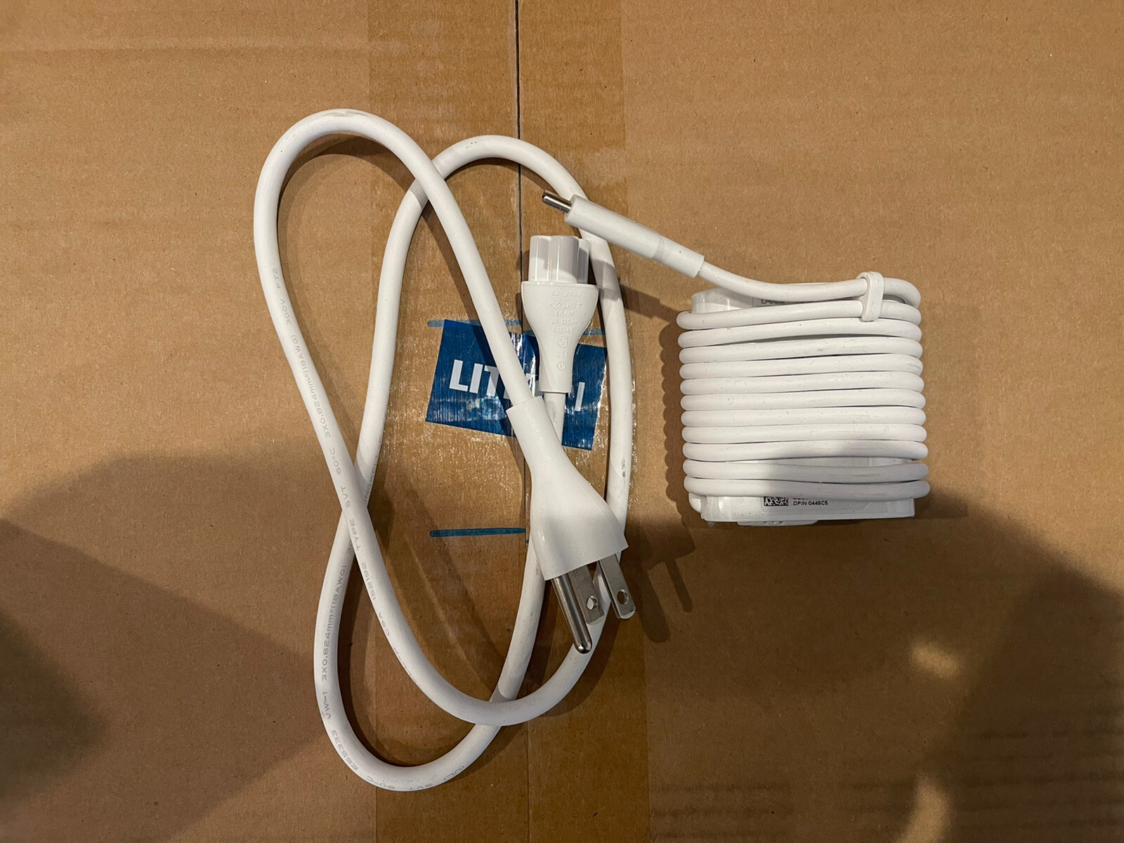 OEM Genuine Dell 45W 20V 2.25A White Ac Adapter XPS 9370 CFMC2 USB C