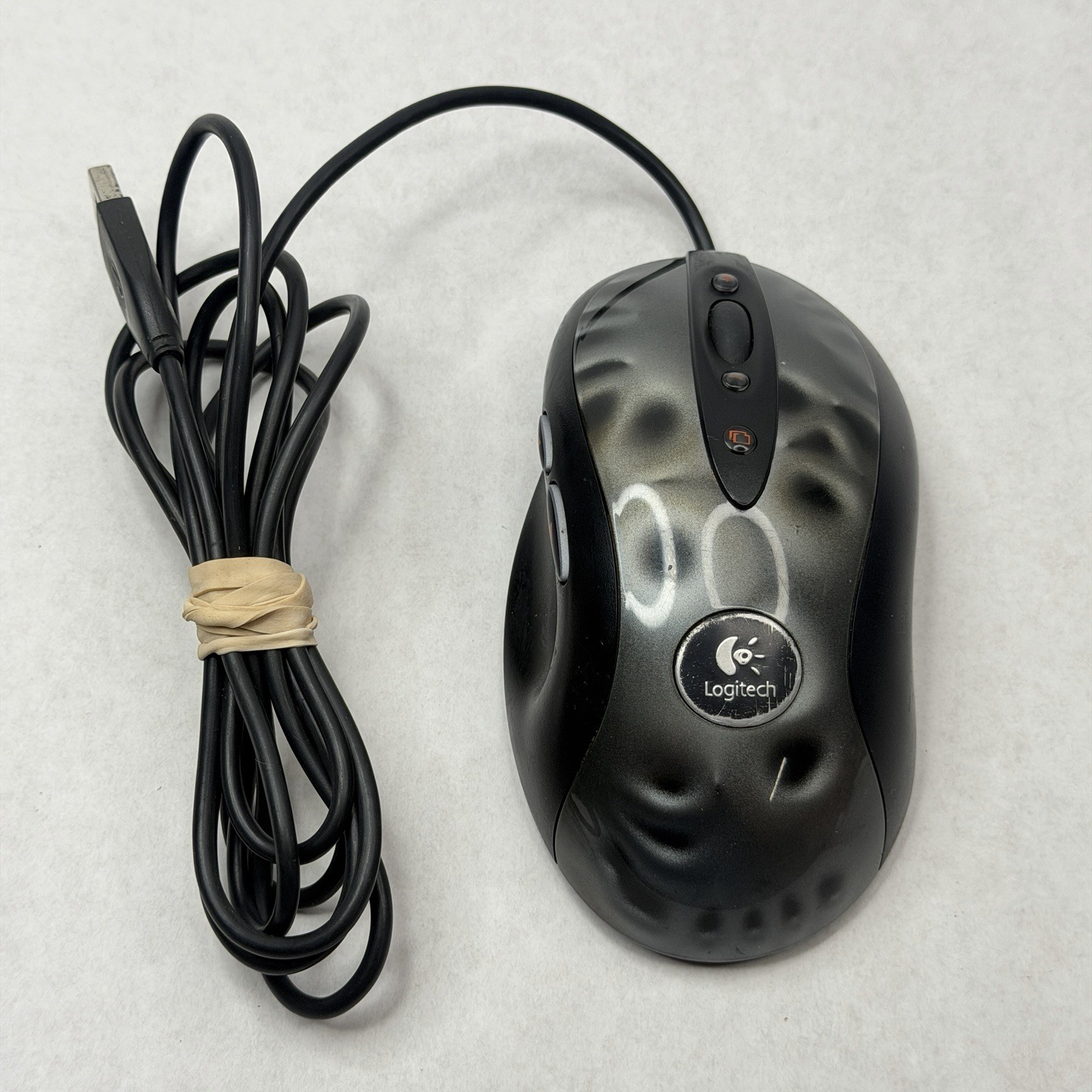 Logitech MX518 Wired Optical Gaming Mouse M/N M-BS81A P/N