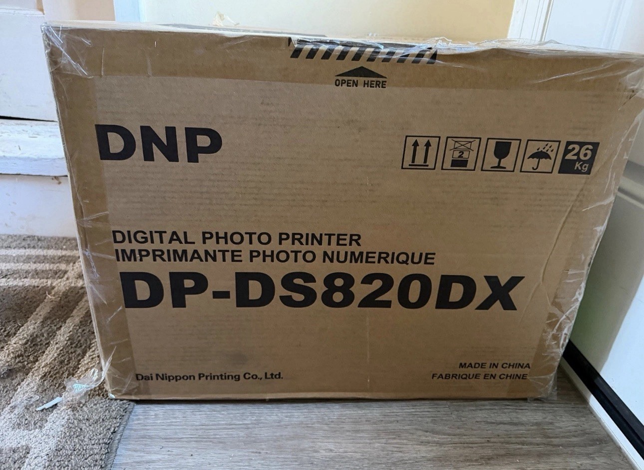 PROFESIONAL DUPLEX PHOTO PRINTER  DNP DP-DS820DX