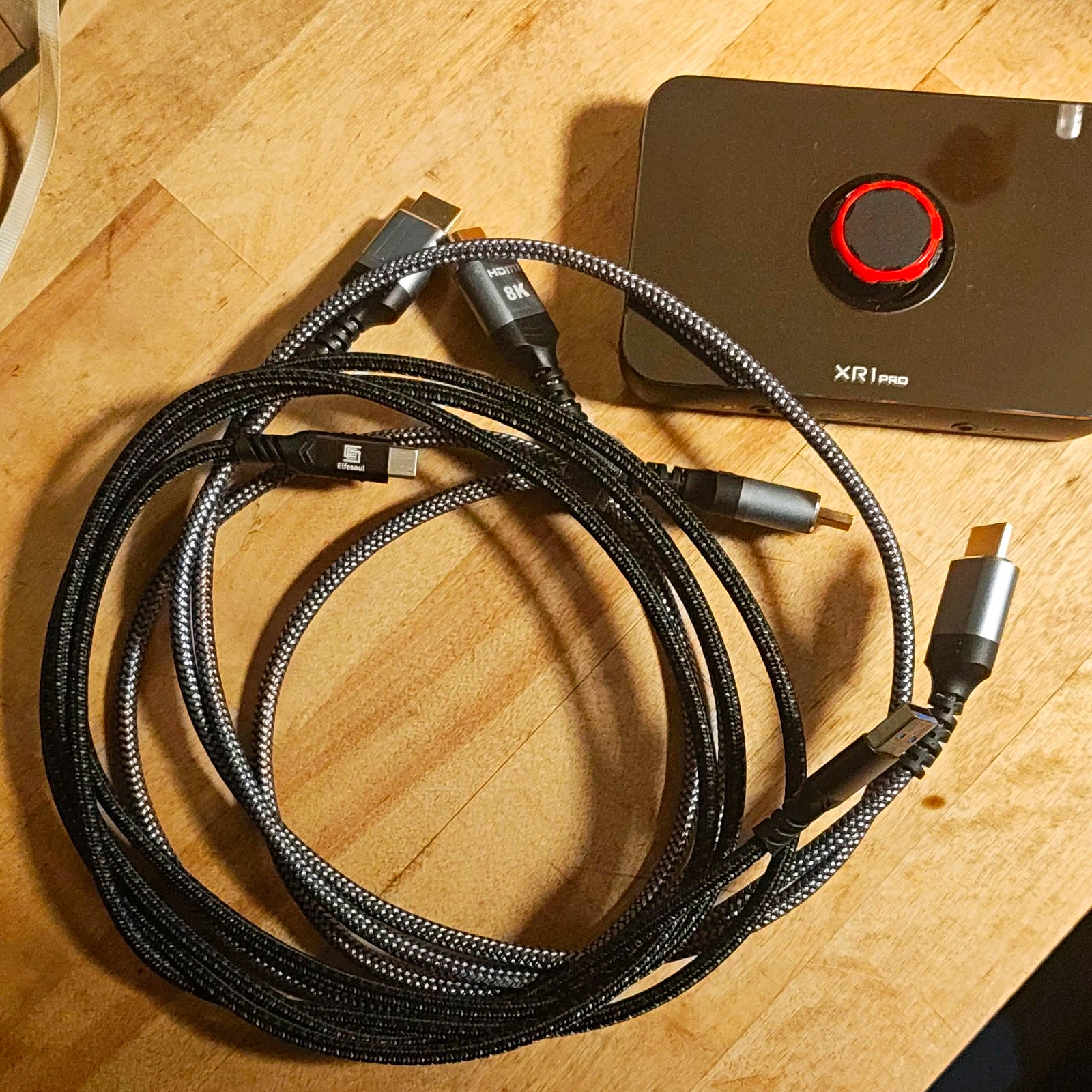 EVGA XR1 Pro External Video Capture Device USBC HDMI Digital, 3 Ports inc cables