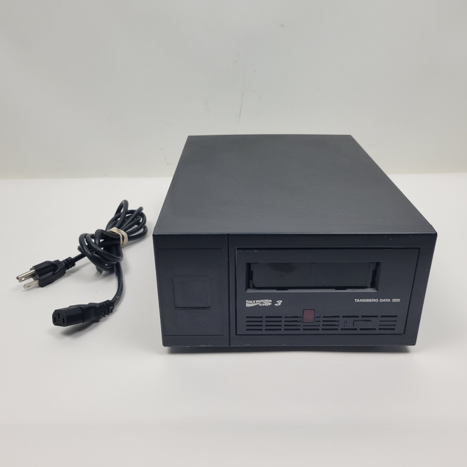 840LTO Tandberg External Tape Drive Ultrium LTO3