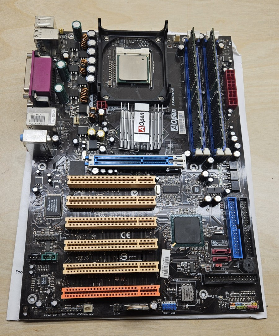 AOPEN AX4SPE Retro RARE Motherboard with P4 2.8GHz/512Mb RAM / No I/O Shield