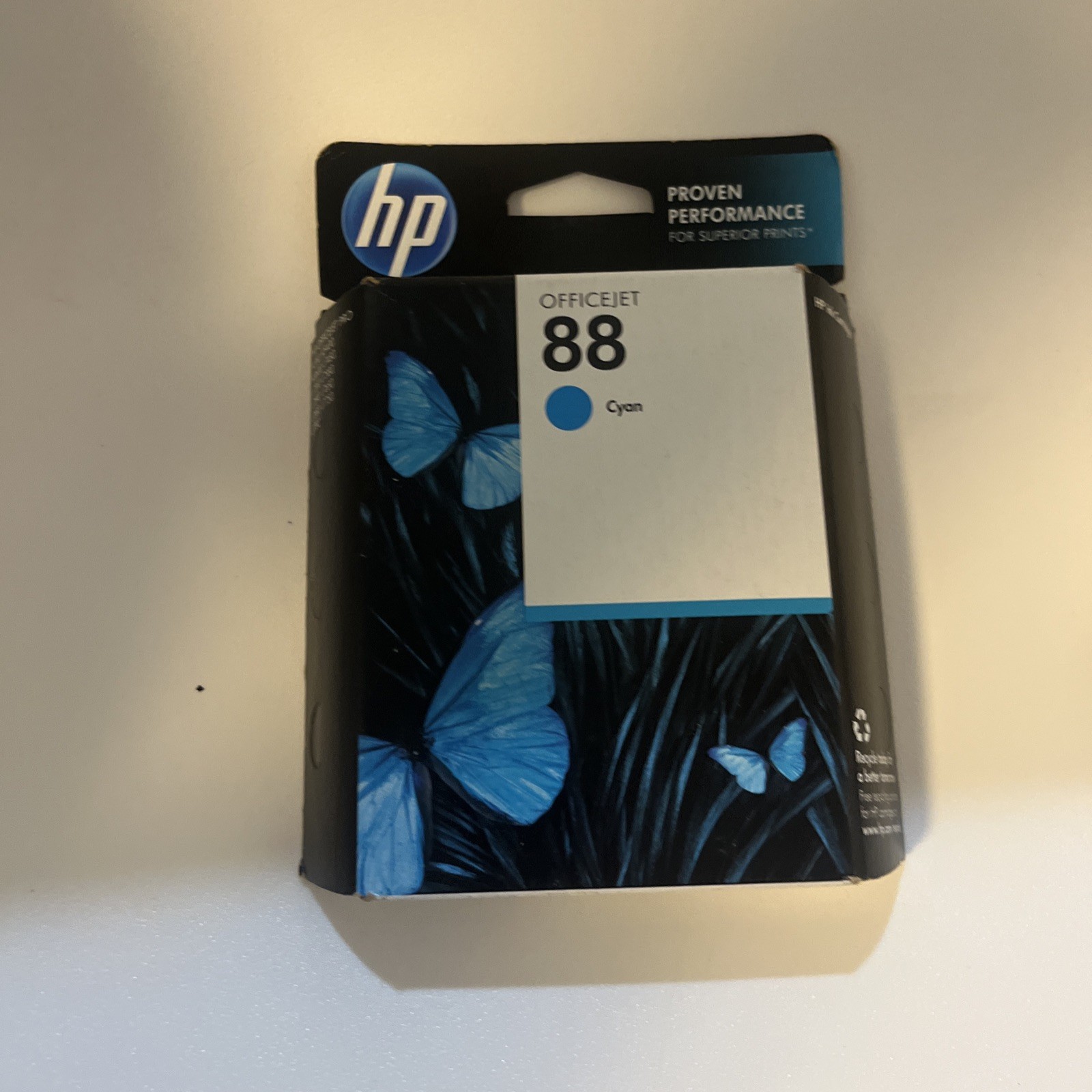 Genuine HP 940  Cyan Ink Cartridge Date July 2015