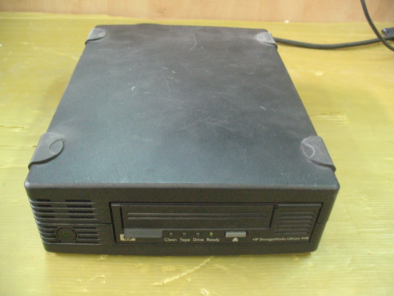 HP StorageWorks Ultrium 448 External Tape Drive DW017B 200\400GB