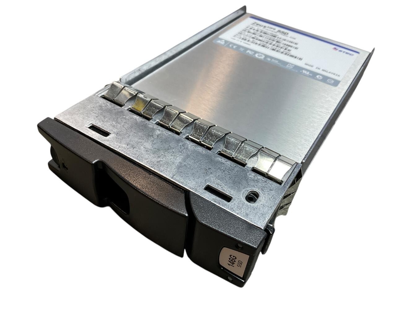 DELL COMPELLENT STEC ZEUS IOPS Z16IFE3B-146UC-COM 146GB SSD /FC C0M51-018