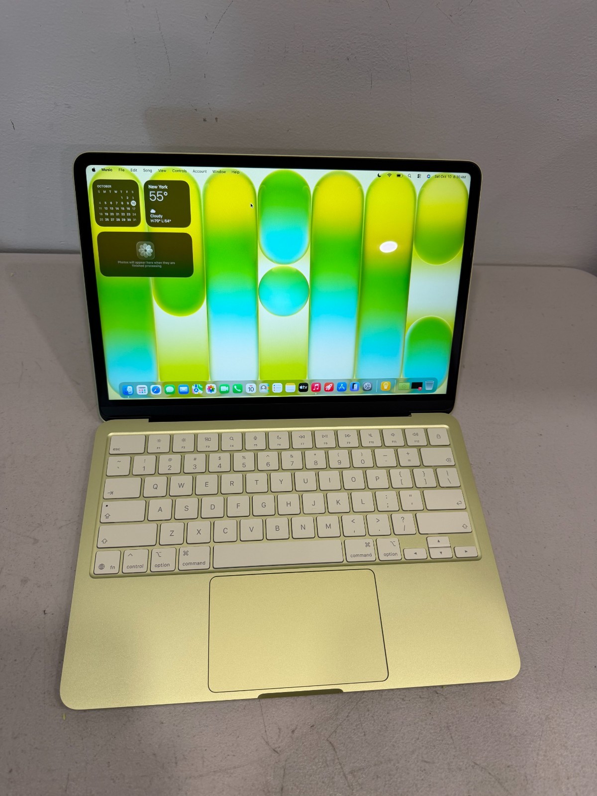 Apple MacBook Neo 13" A18 Pro 8GB RAM 256GB SSD Green 2026 Excellent Refurb