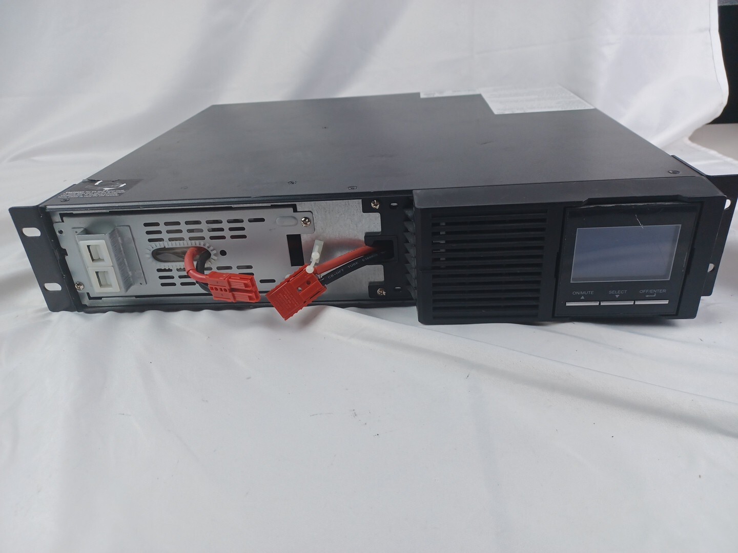 WattBox WB-UPS-1100-8 1100VA Uninterruptible Power Supply 8 Outlets- No Battery