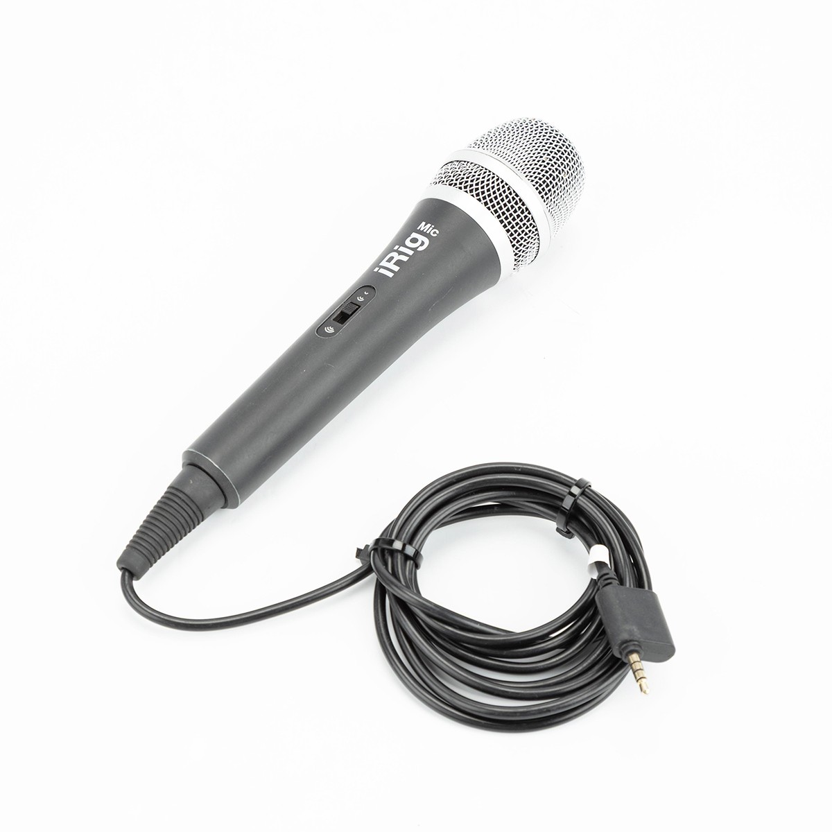 IK Multimedia iRig Handheld Condenser Microphone for iPhone/iPod Touch/iPad