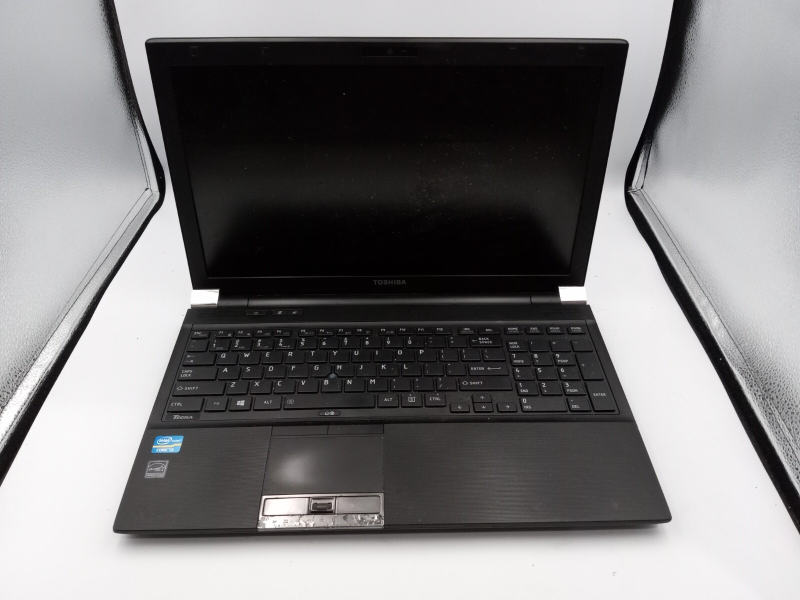 Toshiba Tecra R950 15" Laptop i5-3230M 2.6GHz 8GB RAM - PARTS/REPAIR -READ -RR